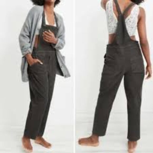 Aerie Work and Play Grey Corduroy Overalls, Casual Minimalist Size Medium - Picture 4 of 9